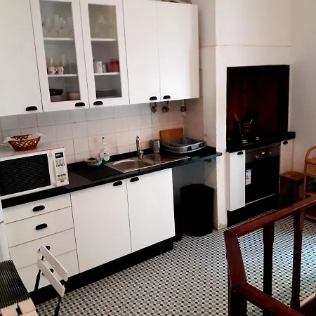 Lisbon Beach Chale Guest house *